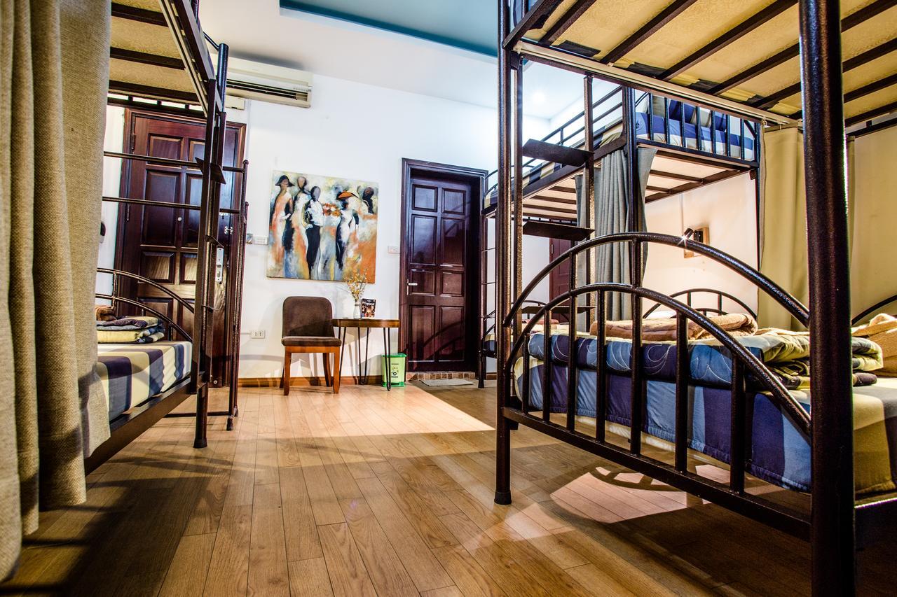 Cheetah Hostel Hanoi Exterior photo