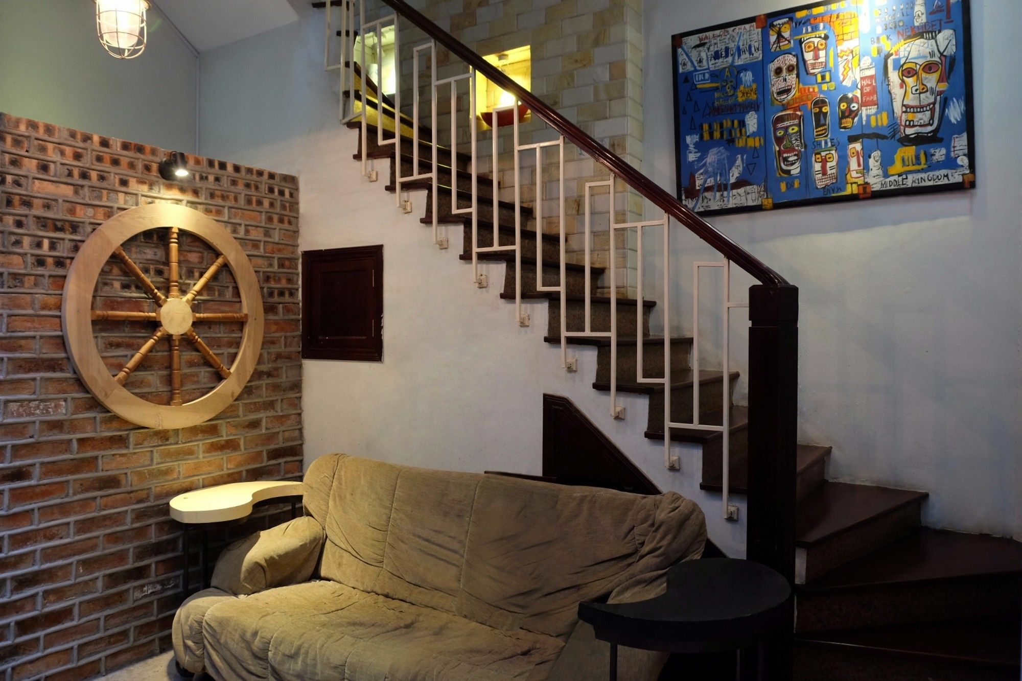 Cheetah Hostel Hanoi Exterior photo