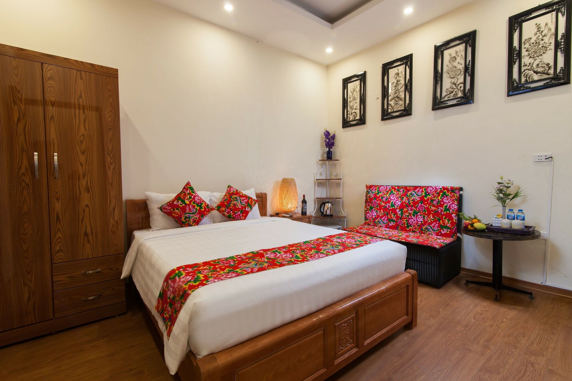 Cheetah Hostel Hanoi Exterior photo